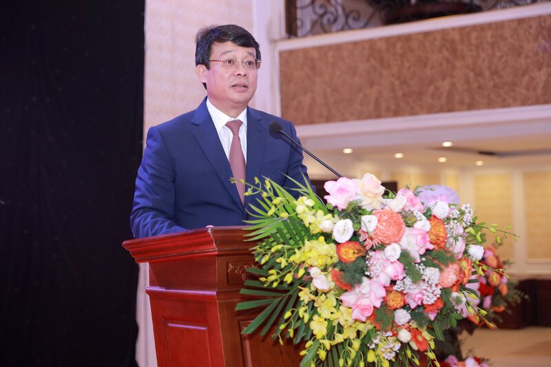 Thứ trưởng Bộ Xây dựng Bùi Hồng Minh chúc mừng thành công Đại hội lần thứ IX của Tổng hội Xây dựng Việt Nam