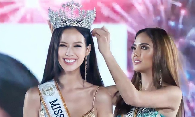 Lê Nguyễn Bảo Ngọc đăng quang Hoa hậu Liên lục địa 2022. Ảnh: Missosology.