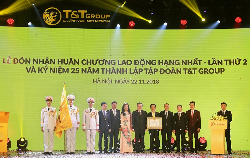  Tập đoàn T&T Group vinh dự hai lần được Nhà nước trao tặng Huân chương Lao động hạng Nhất