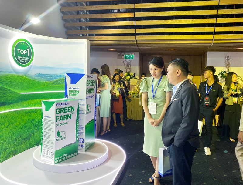 Mô hình trang trại sinh thái Vinamilk Green Farm được giới thiệu tại sự kiện Đơn cử như ngành hàng sữa nước – ngành hàng lớn nhất của Vinamilk hiện nay, tệp sản phẩm đã được phát triển vô cùng đa dạng.