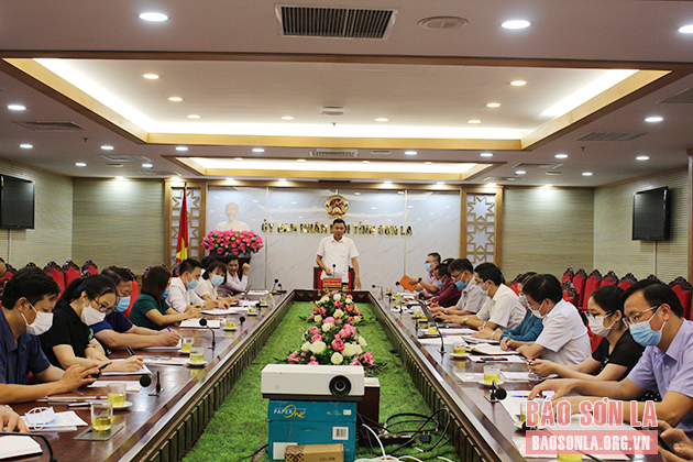 Tổ công tác hỗ trợ phát triển cây mắc ca trên địa bàn tỉnh Sơn La họp triển khai nhiệm vụ.