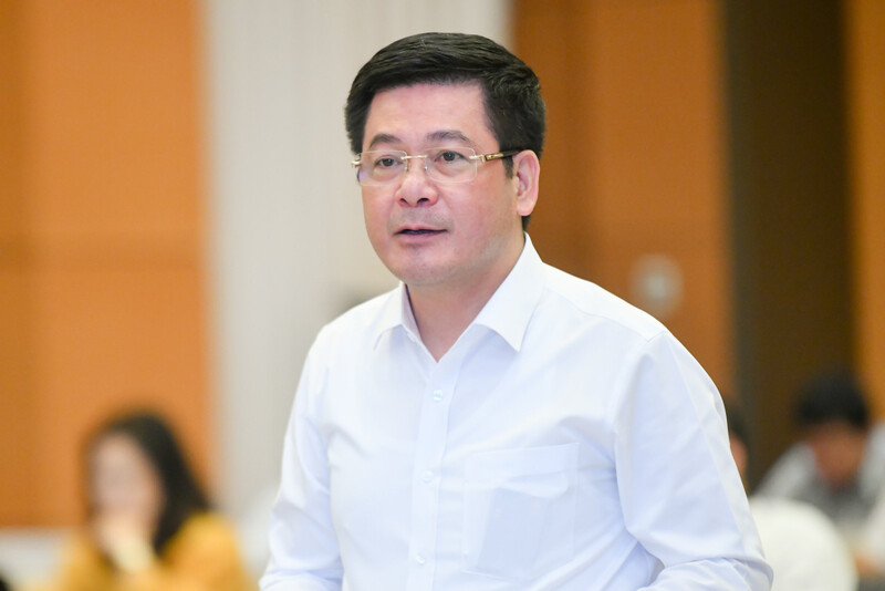 Bộ trưởng Công Thương Nguyễn Hồng Diên.