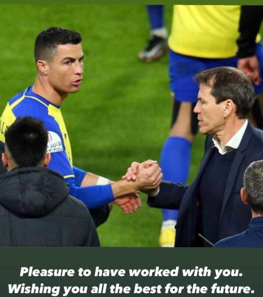 Dù là nhân tố chủ chốt trong việc lật ghế huấn luyện viên Rudy Garcia nhưng Ronaldo vẫn tỏ ra tử tế.