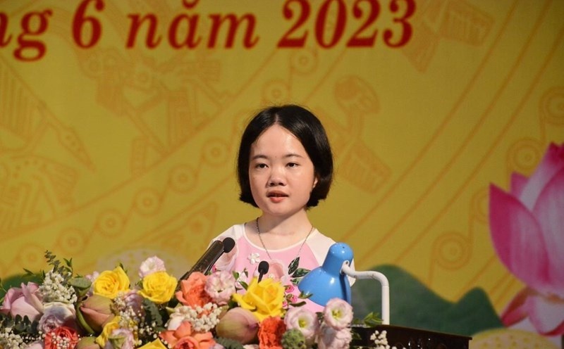 Cô giáo Lê Thị Thắm