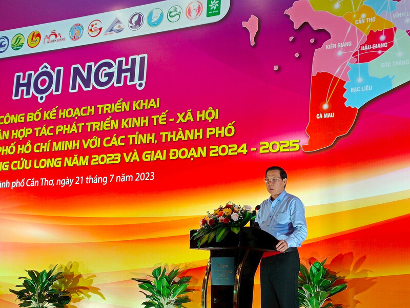 Ông Phan Văn Mãi phát biểu tại Hội nghị (Ảnh 1thegioi)