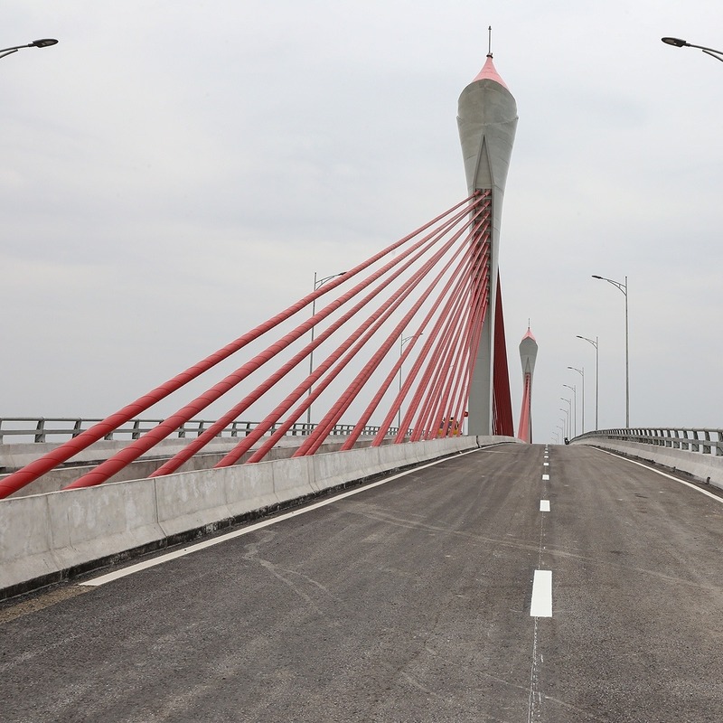 Dự án xây dựng hệ thống điện trang trí cầu Cửa Hội, bắc qua sông Lam, tỉnh Nghệ An (về phía Thị xã Cửa Lò) có tổng mức đầu tư là 20,458 tỷ đồng. Ảnh: CTV