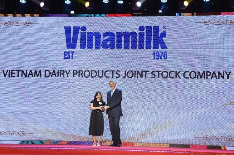 Công ty Vinamilk được vinh danh tại Nơi làm việc tốt nhất châu Á 2023.