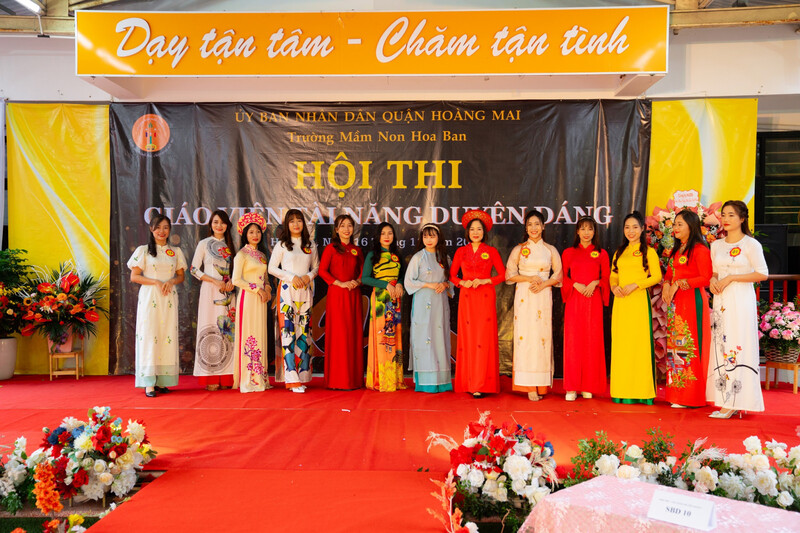 Các thí sinh tham dự hội thi.