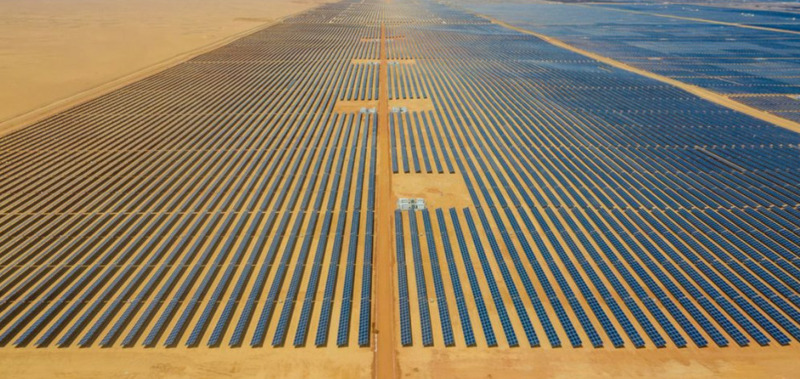 Nhà máy điện mặt trời Al Dhafra