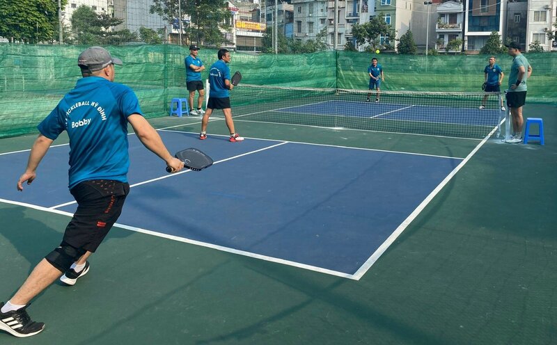 Các vận động viên tranh tài quyết liệt ở các hạng đấu.