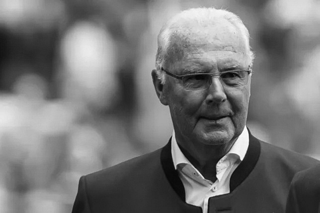 'Hoàng đế' Franz Beckenbauer đã qua đời ở tuổi 78 sau nhiều năm sức khỏe giảm sút.