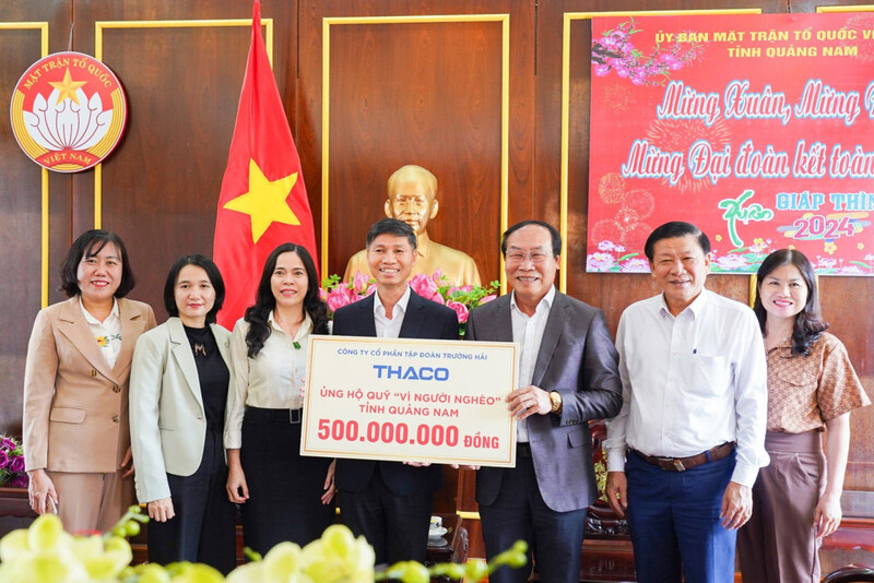 THACO ủng hộ Quỹ “Vì người nghèo” tỉnh Quảng Nam
