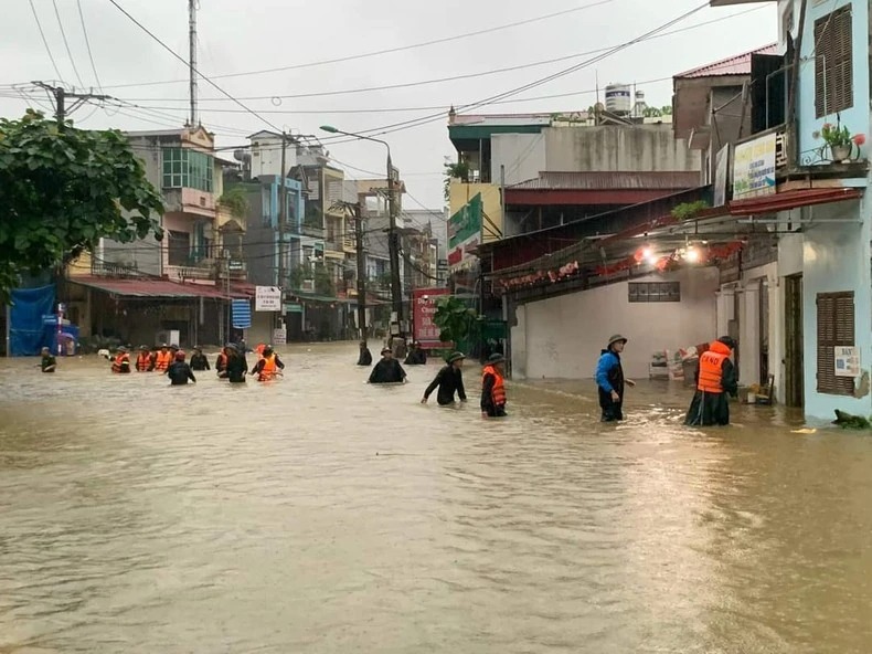 Mưa to gây ngập úng tại nhiều địa phương ở Hà Giang. Ảnh: Báo Nhân dân.