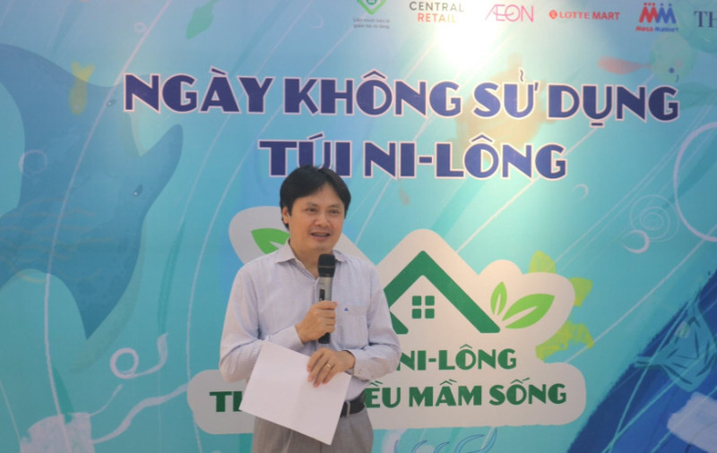 TS. Nguyễn Trung Thắng - Phó Viện trưởng Viện CLCSTN&MT (Bộ TN&MT) phát biểu khai mạc lễ phát động.