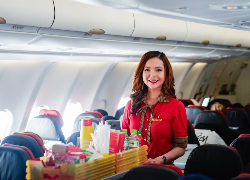 Phi hành đoàn chuyên nghiệp, tận tâm của Vietjet.