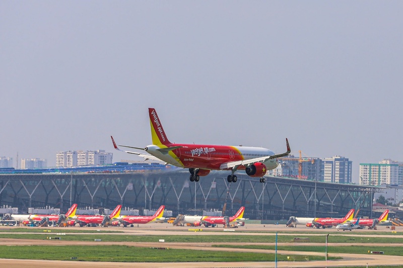 Tau bay Vietjet 01