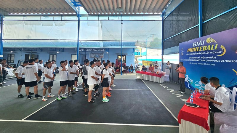 Toàn cảnh lễ khai mạc giải Pickleball Báo chí Đắk Lắk Open lần thứ nhất