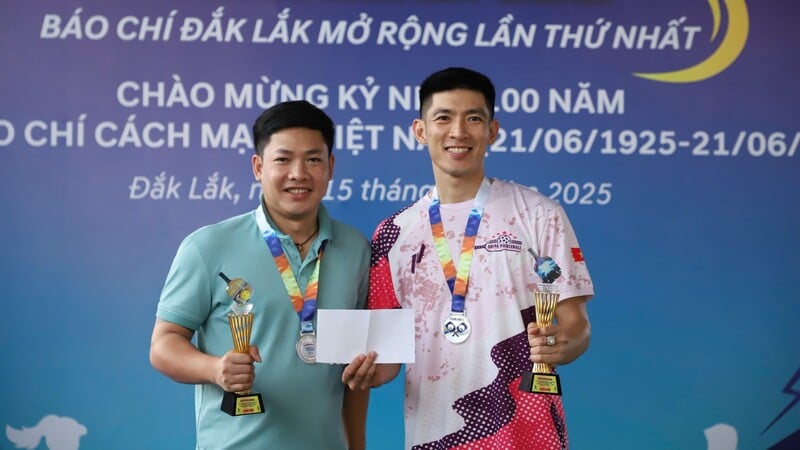 Hiếu VTV8 (2)