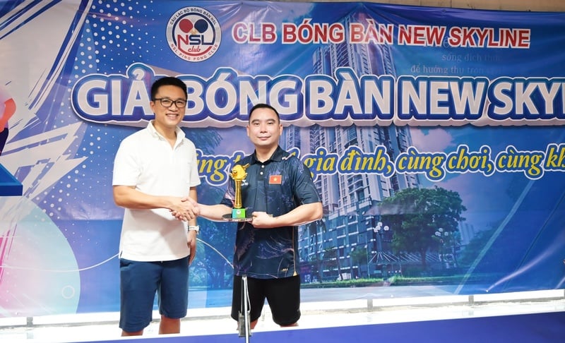 VĐV Vũ Đức Nghị lên ngôi vô địch