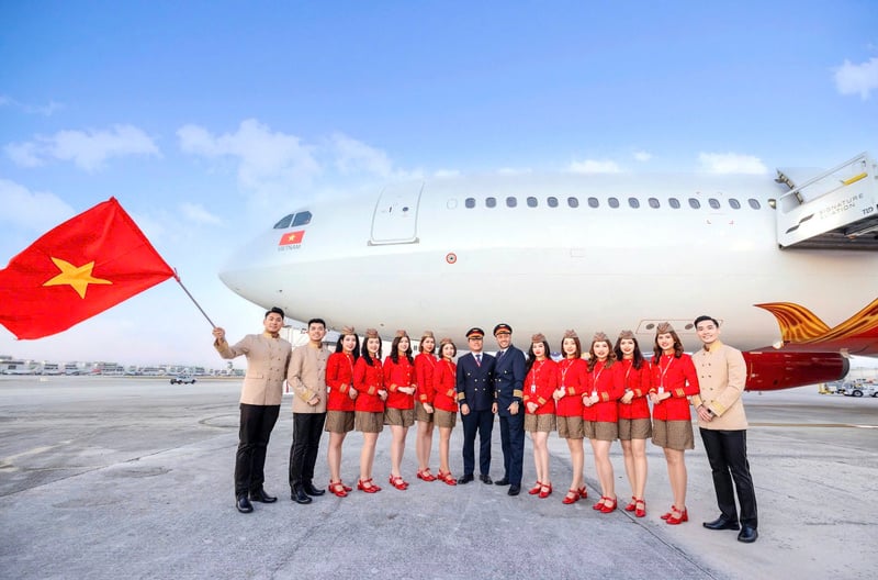 Vietjet crew