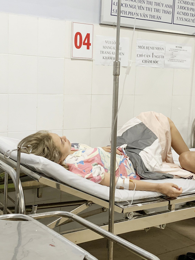 Hình ảnh Thái Trinh trong bệnh viện