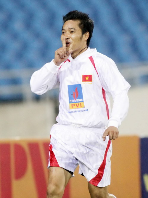 Cựu HLV Riedl tin Hồng Sơn sẽ thành công nếu chơi bóng tại châu Âu.