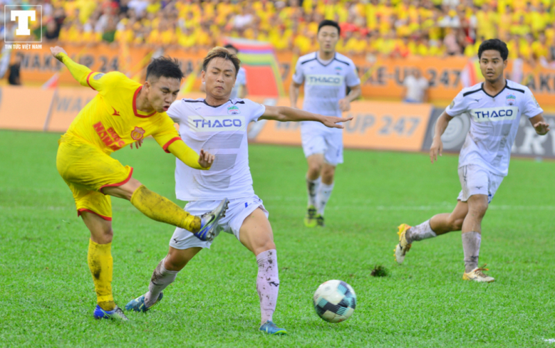 Sân Thiên Trường có thể mở cửa đón khán giả trận Nam Định vs HAGL.