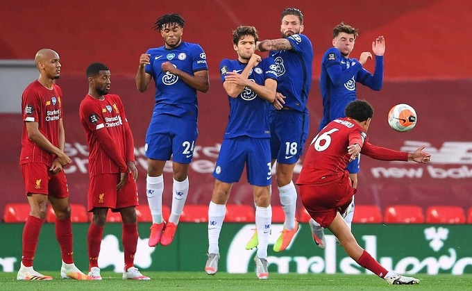 Liverpool và Chelsea đã tạo ra cơn mưa bàn thắng ở vòng 37 Ngoại hạng Anh 2019/20.