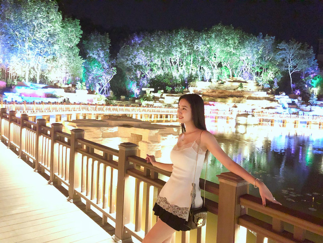 anh-doi-thuong-xinh-xan-diu-dang-cua-a-hau-2-nguyen-thi-thuy-an