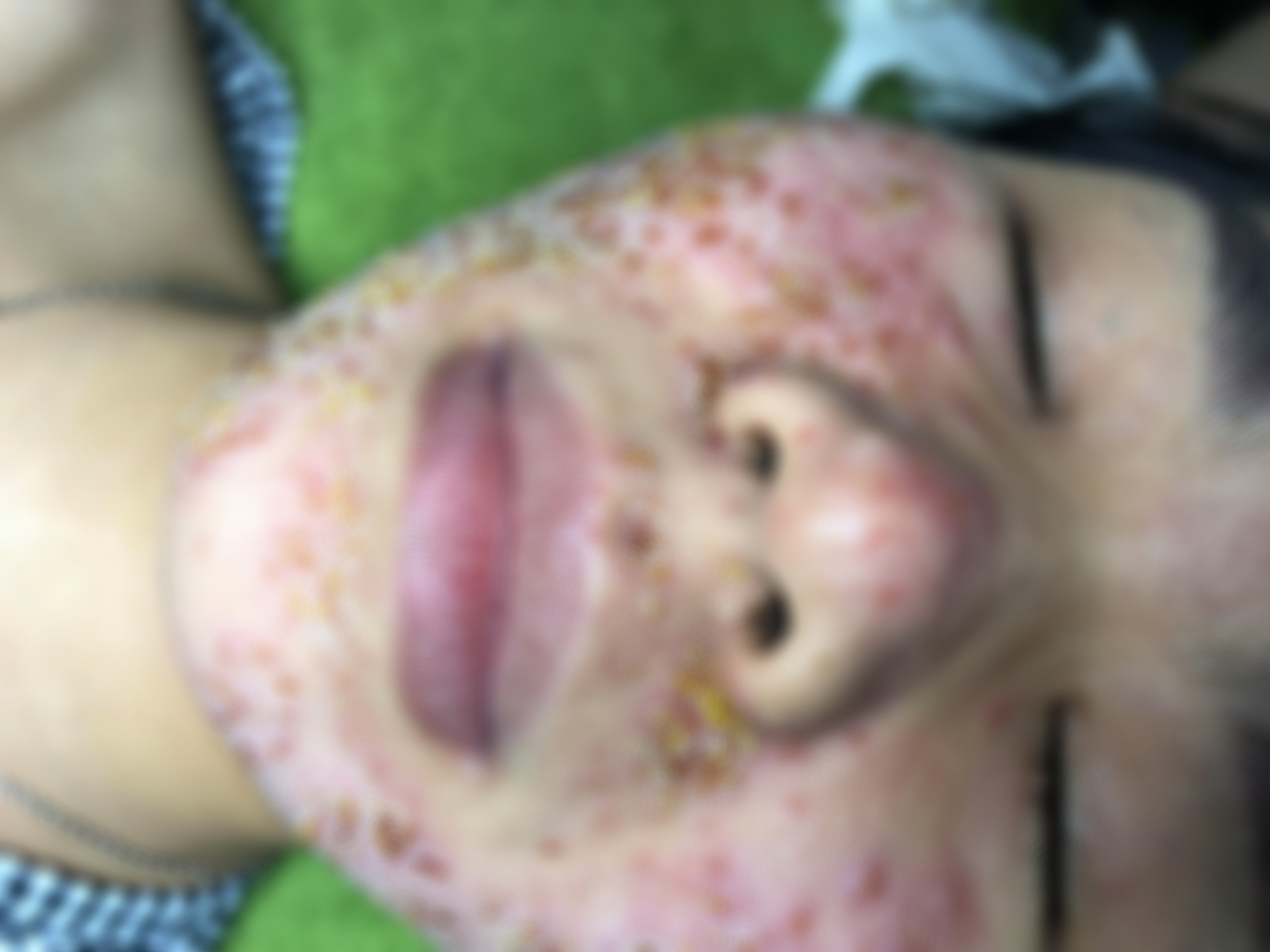 bi-khach-hang-to-my-pham-ngoc-sam-lam-hong-da-mat-chu-doanh-nghiep-noi-gi