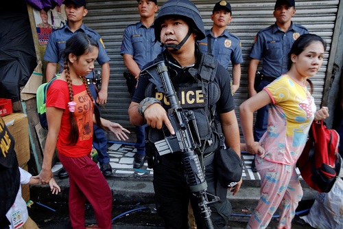 Philippines: Gần 6.000 người chết vì cuộc chiến chống ma tuý - Ảnh 1