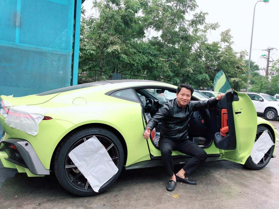 mot-nam-qua-nhung-sieu-xe-moi-toanh-nao-da-ve-viet-nam