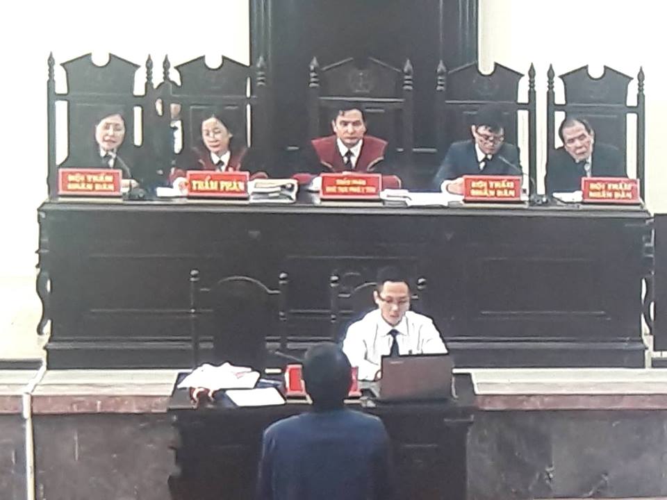 truc-tiep-ngay-thu-3-xet-xu-vu-chay-than-9-nguoi-chet-cho-luat-su-tung-bom-tan