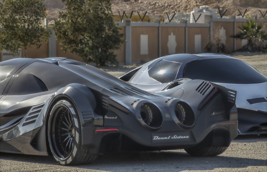 devel-sixteen-ac-quy-trieu-do-co-the-danh-bai-bugatty-chiron