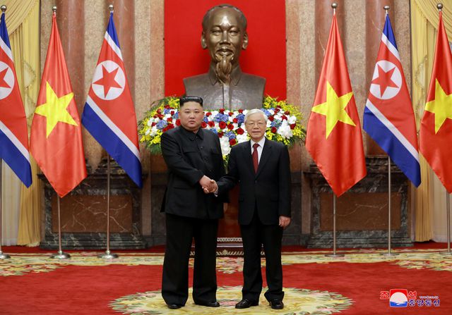 Truyền thông Triều Tiên đăng bộ ảnh ấn tượng về chuyến thăm Việt Nam của ông Kim Jong-un