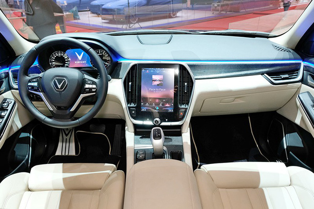 VinFast trình làng mẫu SUV Lux phiên bản đặc biệt tại Geneva Motor Show
