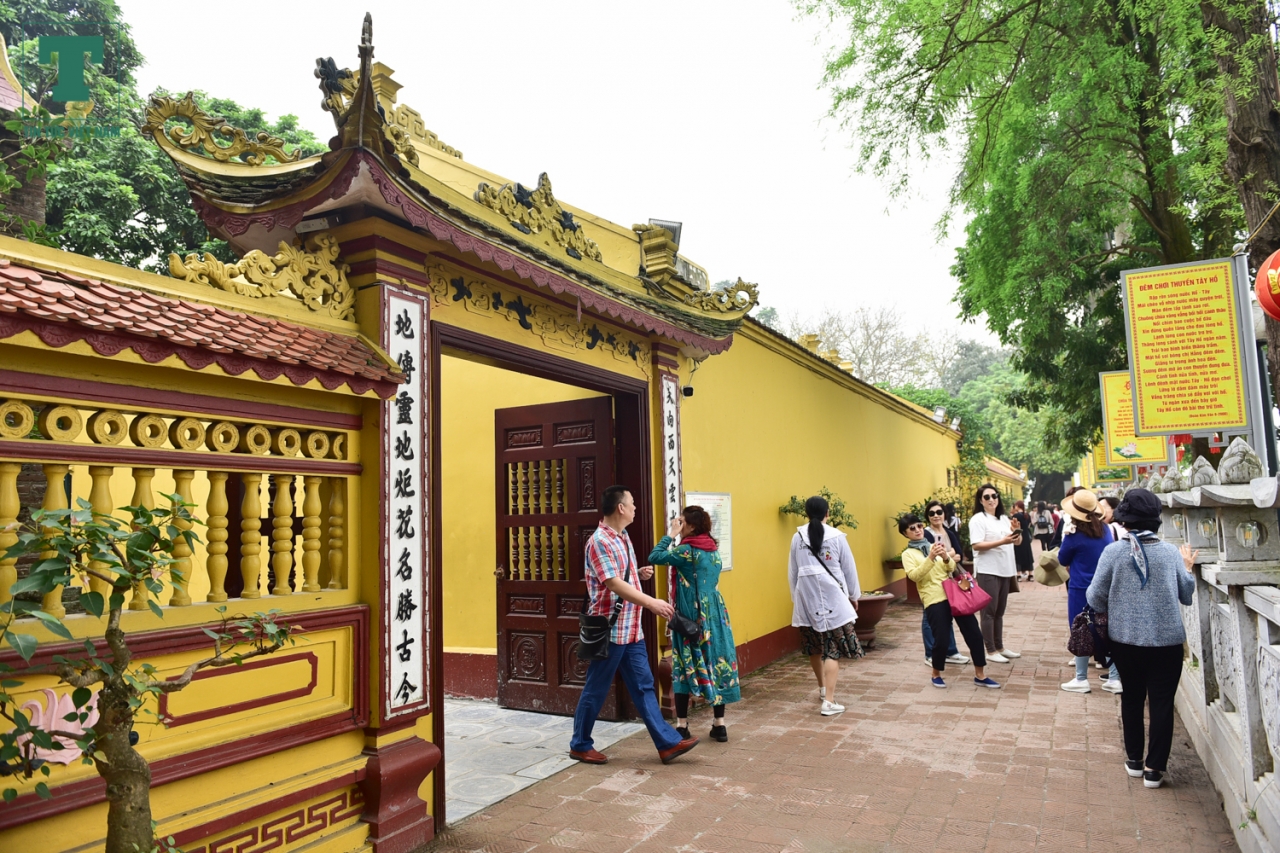 ve-dep-cua-ngoi-chua-1500-tuoi-cua-viet-nam-lot-vao-top-10-chua-dep-nhat-the-gioi