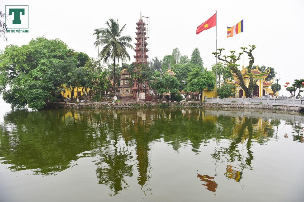 ve-dep-cua-ngoi-chua-1500-tuoi-cua-viet-nam-lot-vao-top-10-chua-dep-nhat-the-gioi