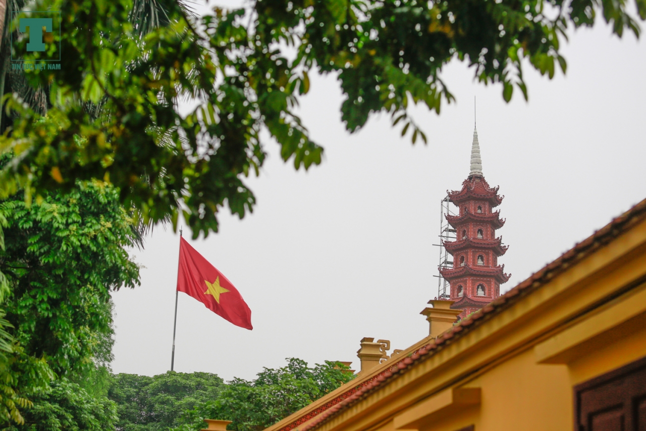 ve-dep-cua-ngoi-chua-1500-tuoi-cua-viet-nam-lot-vao-top-10-chua-dep-nhat-the-gioi