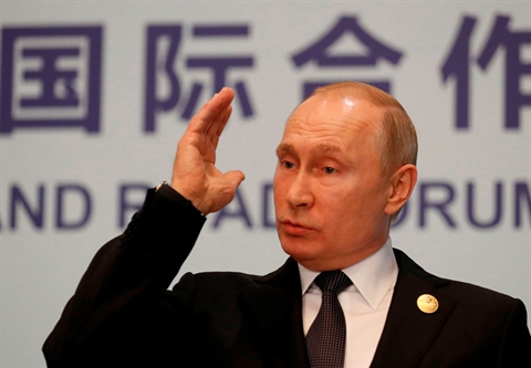 Cap quoc tich cho toan dan Ukraine: Ong Putin danh phu dau