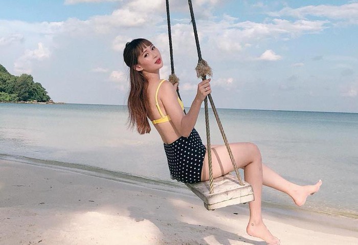noi-tieng-banh-beo-nhung-hot-girl-nay-bong-hoa-sexy-khi-dien-bikini