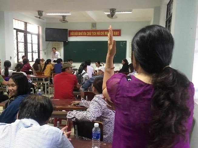 Cuộc họp khẩn Sở GD&ĐT tỉnh Quảng Bình với phụ huynh của 24 thí sinh 