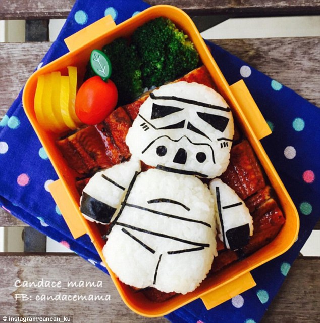 374123EB00000578-3743447-This_Star_Wars_Stormtrooper_made_from_rice_looks_almost_ready_fo-m-35_1471362544514