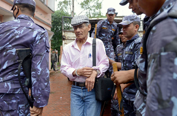 Phạm nhân Charles Sobhraj ở Bhaktapur (Nepal) ngày 26-5-2014 (năm 70 tuổi) - Ảnh: AFP
