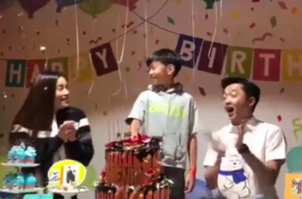 Cường Đô la và Hồ Ngọc Hà cùng tổ chức sinh nhật cho con trai Subeo. 