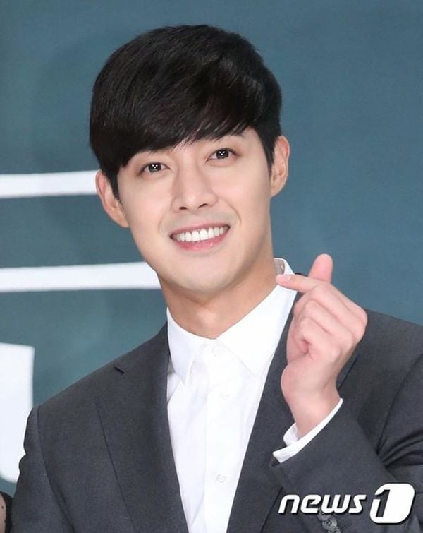 kim-hyun-joong-xem-xet-vao-vai-nguoi-dong-tinh-trong-phim-moi-75fb89ad.jpg