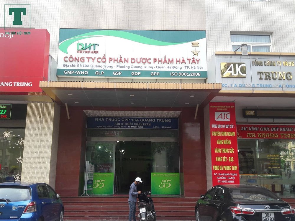Trụ sở chính của Công ty cổ phần Dược phẩm Hà Tây tại số 10A Quang Trung, Hà Đông, Hà Nội.