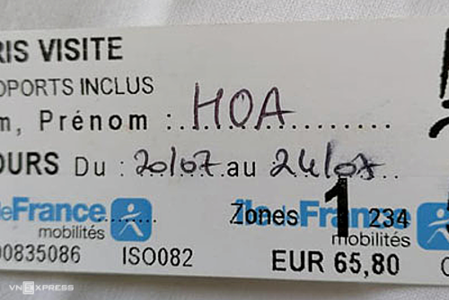 Tấm vé xịn nữ du khách gốc Việt mua tại sân bay với giá 65,8 Euro. Ảnh: NVCC.
