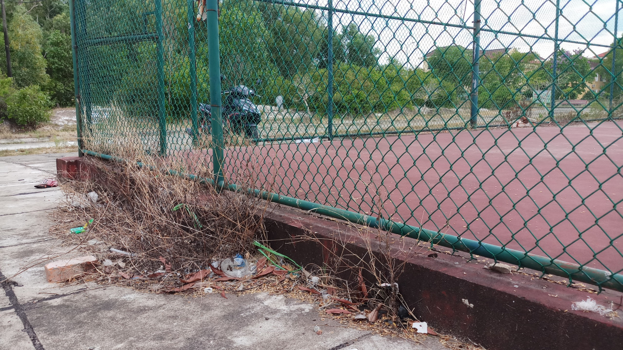 san-tennis-co-von-dau-tu-500-trieu-dong-bo-khong-giua-thi-tran