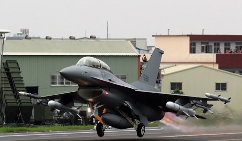 Mua 66 tiêm kích F-16V của Mỹ, cán cân sức mạnh ở eo biển Đài Loan có thay đổi?